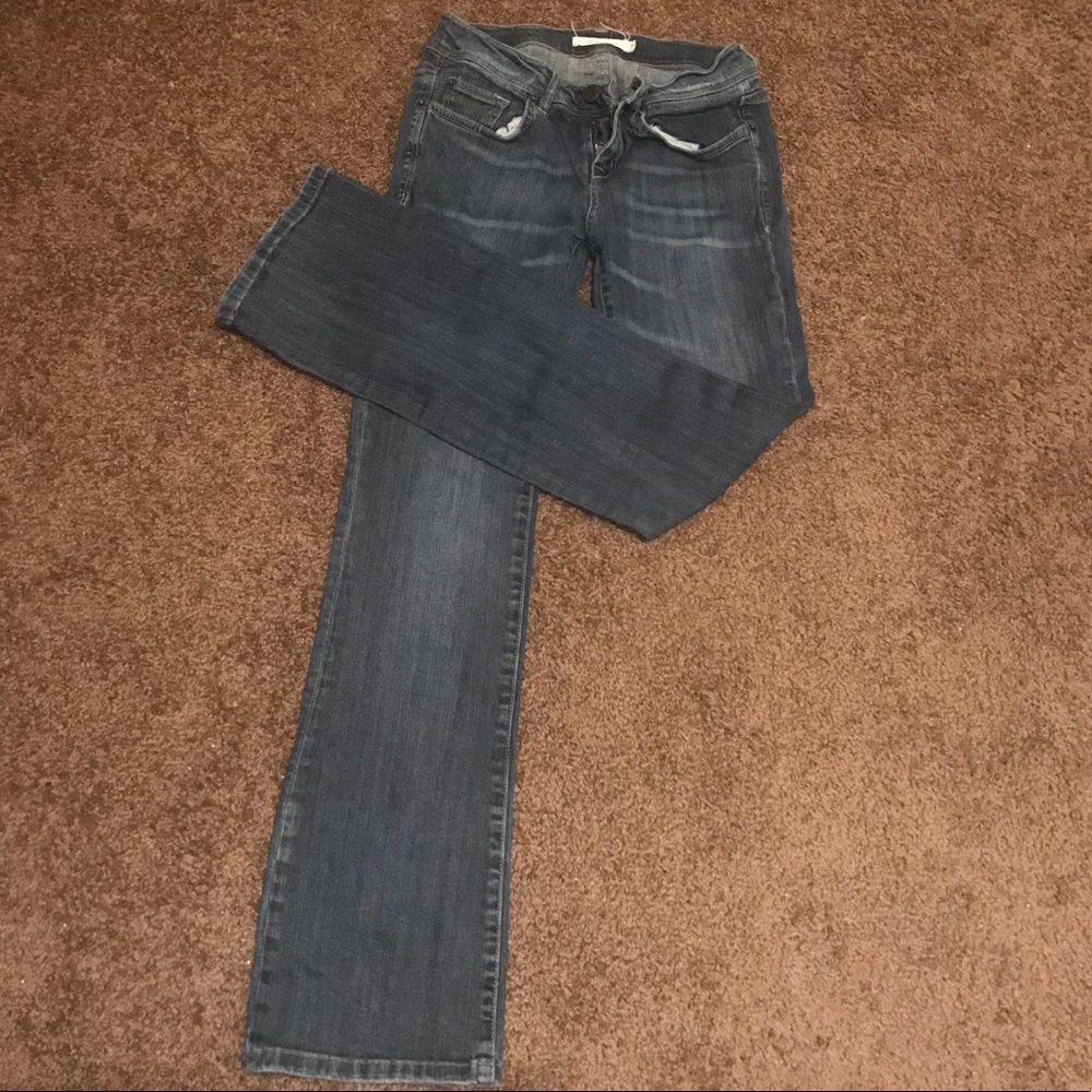 Jeans size 27